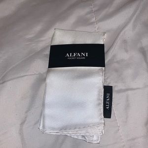 New Alfani White Textured Silk Pocket Square